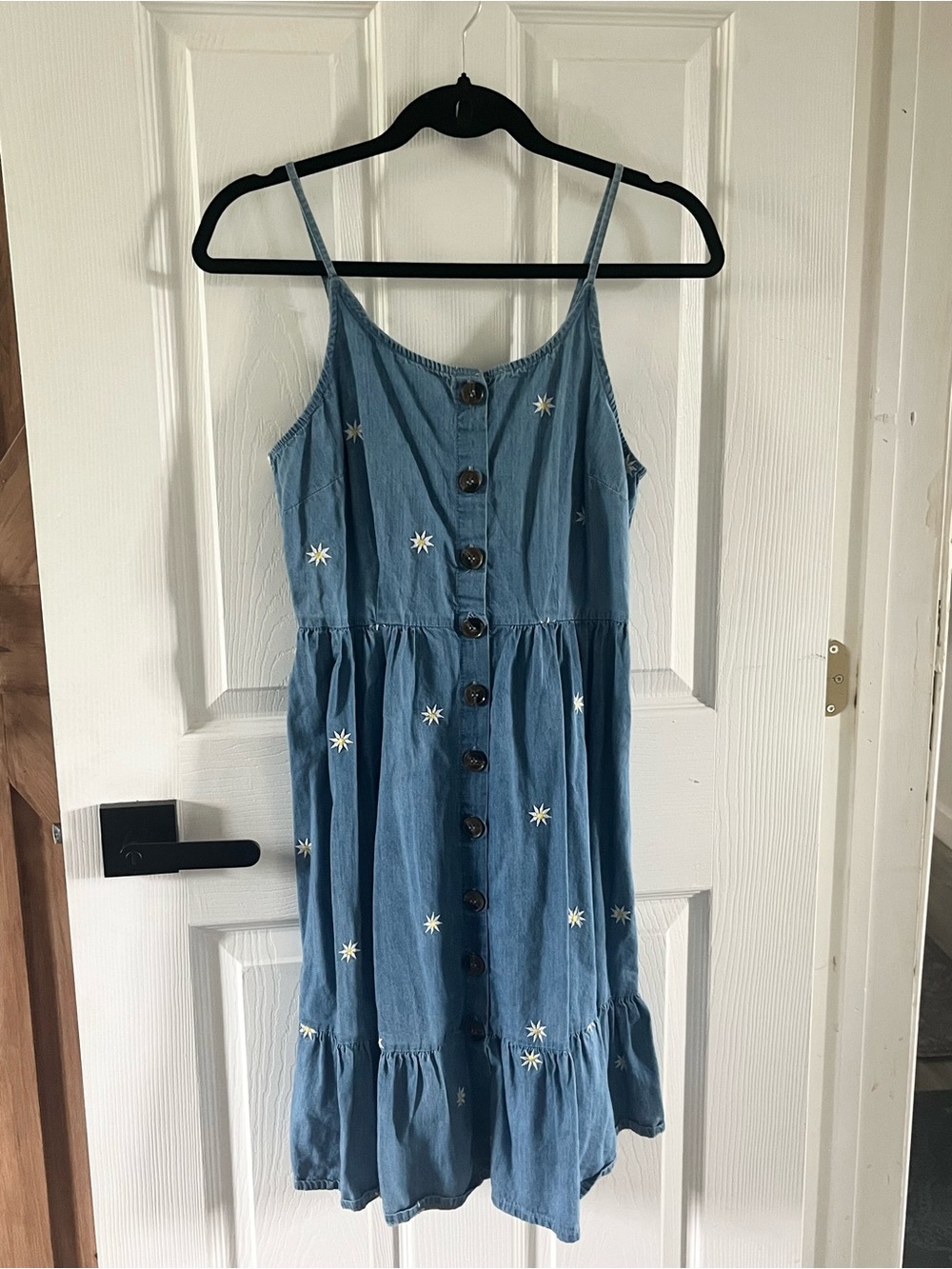 Smocked Chambray Daisy Embroidered Midi Dress - Size M - 100% Cotton